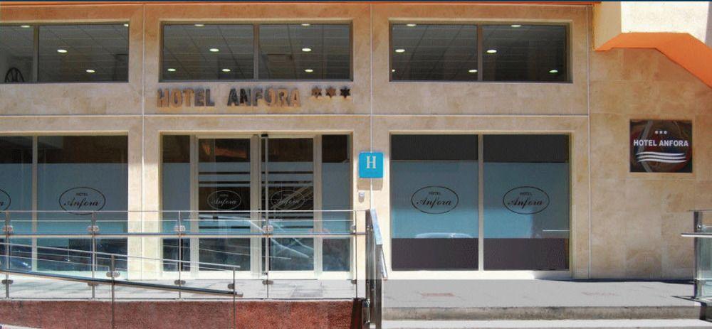 מלייה Hotel Anfora מראה חיצוני תמונה