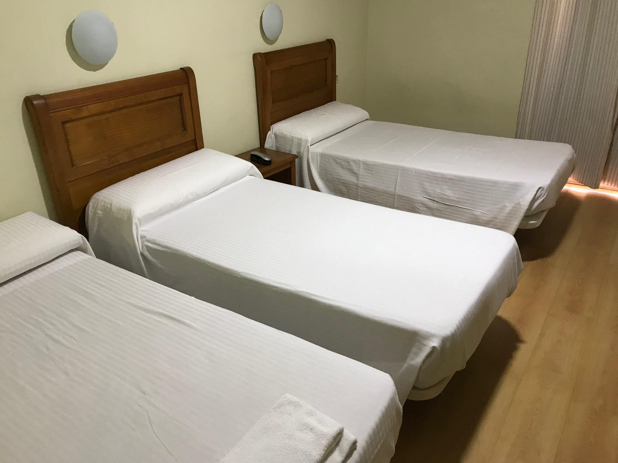 מלייה Hotel Anfora מראה חיצוני תמונה
