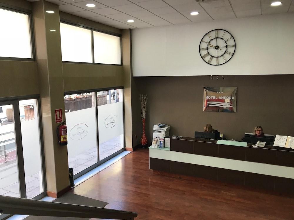 מלייה Hotel Anfora מראה חיצוני תמונה