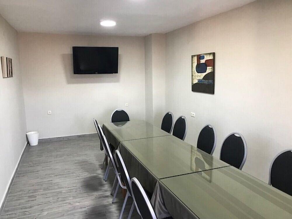 מלייה Hotel Anfora מראה חיצוני תמונה