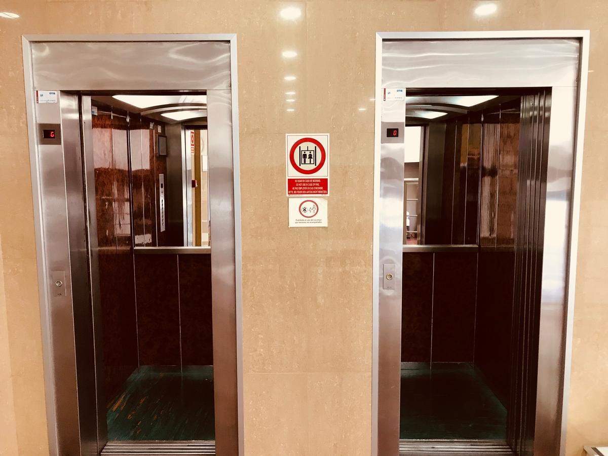 מלייה Hotel Anfora מראה חיצוני תמונה